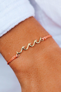 Delicate Wave Bracelet