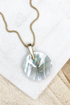 Jolie Long Pendant Gold Gray Illusion