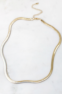Thick Gold Herringbone Short Necklace